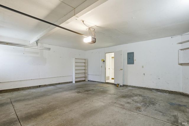 2700 Pike Dr, Napa, CA 94558