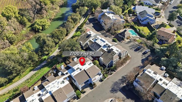 2700 Pike Dr, Napa, CA 94558