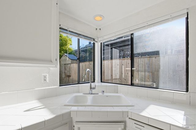 2700 Pike Dr, Napa, CA 94558