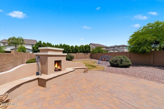 2346 W DEWDROP Trail, Phoenix, AZ 85085