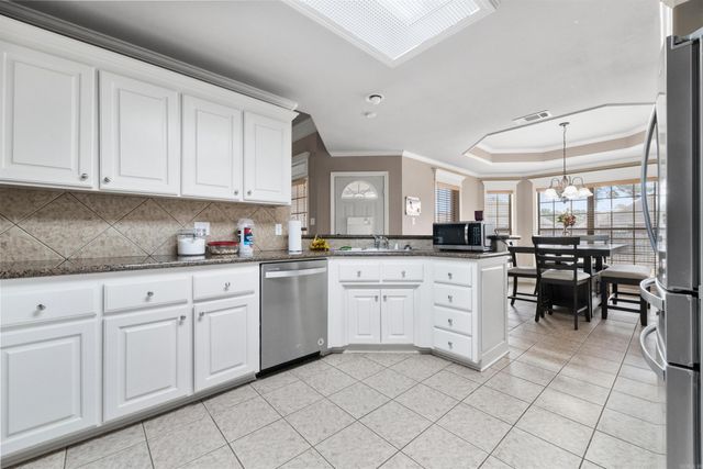 115 Sancerre Drive, Maumelle, AR 72113