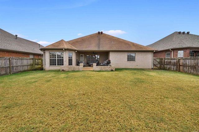 115 Sancerre Drive, Maumelle, AR 72113