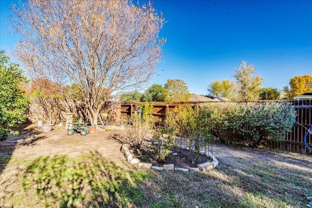 292 Langely, Kyle, TX 78640