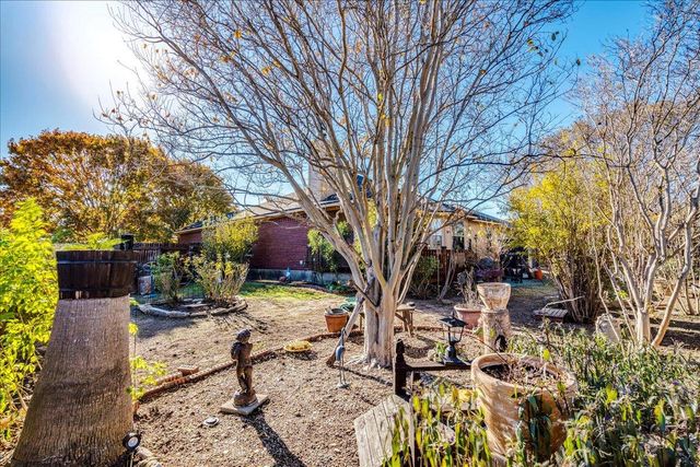 292 Langely, Kyle, TX 78640