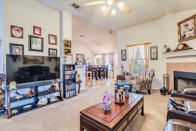 292 Langely, Kyle, TX 78640