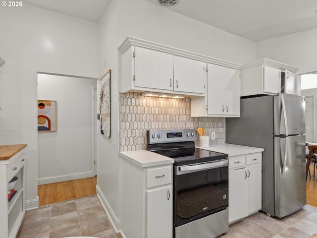 2637 Ne 138TH Pl, Portland, OR 97230