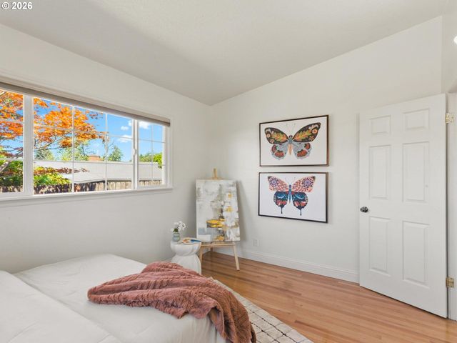 2637 Ne 138TH Pl, Portland, OR 97230