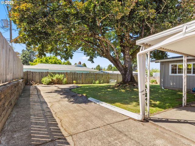 2637 Ne 138TH Pl, Portland, OR 97230