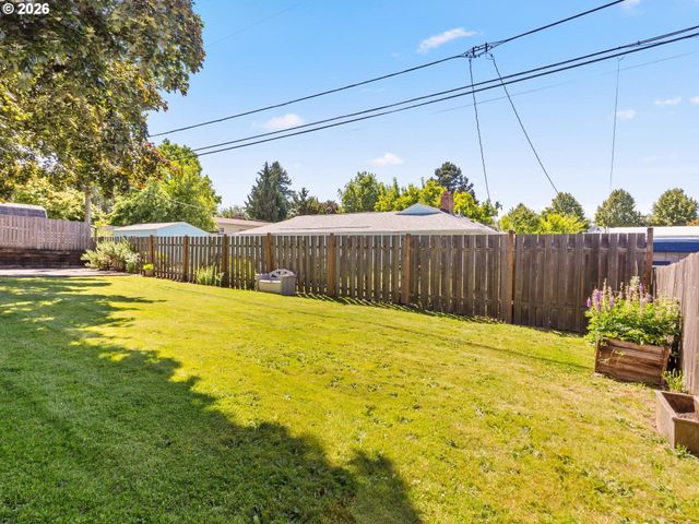 2637 Ne 138TH Pl, Portland, OR 97230