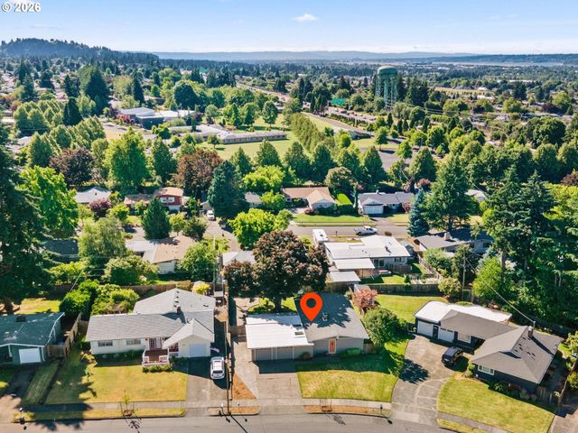 2637 Ne 138TH Pl, Portland, OR 97230