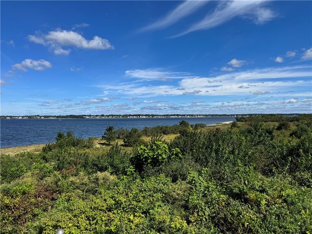 26 Lane 2, Warwick, RI 02888
