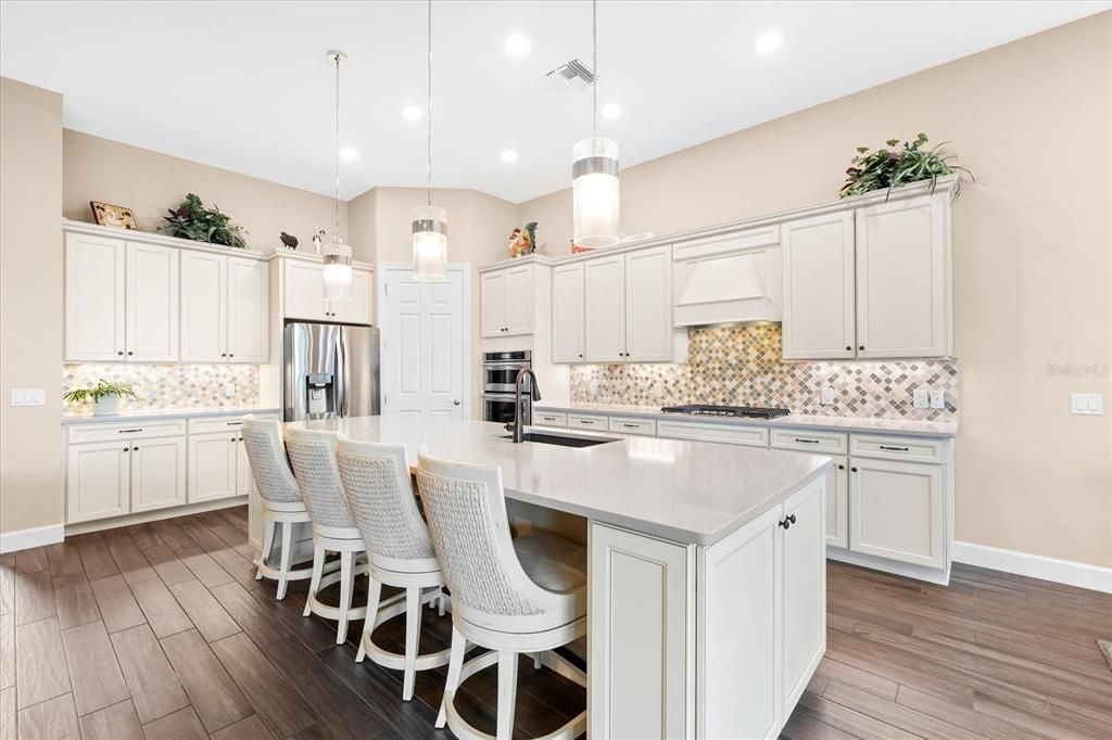 Image 34 of property listing at 17802 EASTBROOK TERRACE, Lakewood Ranch, FL 34202
