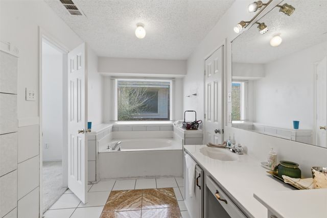 3528 Paladin Place, Fort Worth, TX 76137