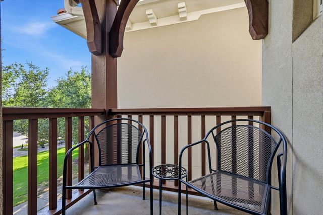 516 Sandy Lane, Flower Mound, TX 75022