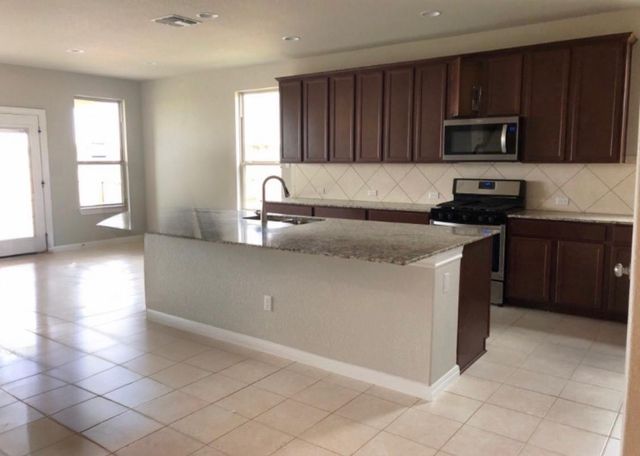 18216 Agrarian TRL, Pflugerville, TX 78660