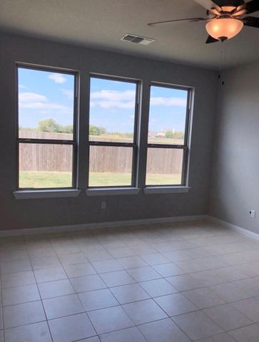18216 Agrarian TRL, Pflugerville, TX 78660