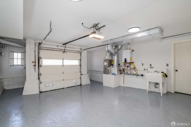 1283 Gilman Avenue, San Francisco, CA 94124