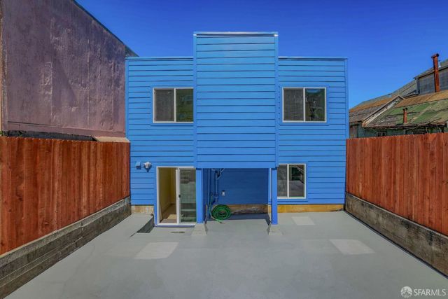 1283 Gilman Avenue, San Francisco, CA 94124