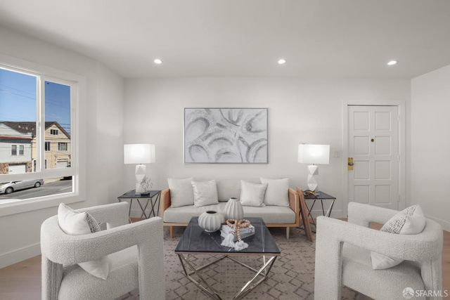 1283 Gilman Avenue, San Francisco, CA 94124