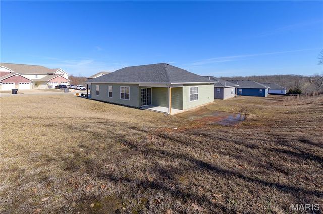 105 Daniels Court, St Robert, MO 65584