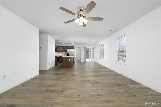 105 Daniels Court, St Robert, MO 65584