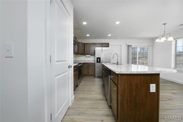 105 Daniels Court, St Robert, MO 65584