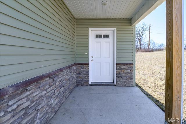 105 Daniels Court, St Robert, MO 65584