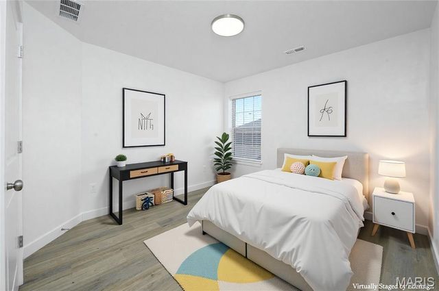 105 Daniels Court, St Robert, MO 65584