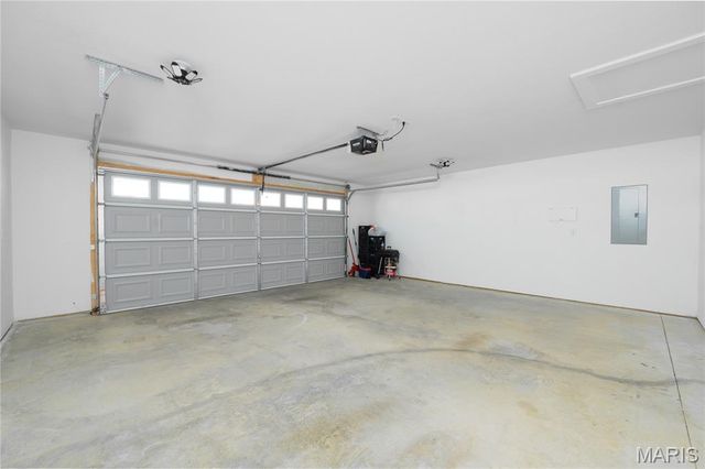 105 Daniels Court, St Robert, MO 65584