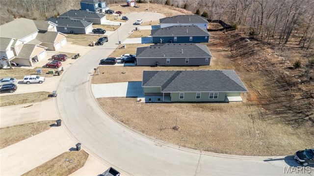 105 Daniels Court, St Robert, MO 65584