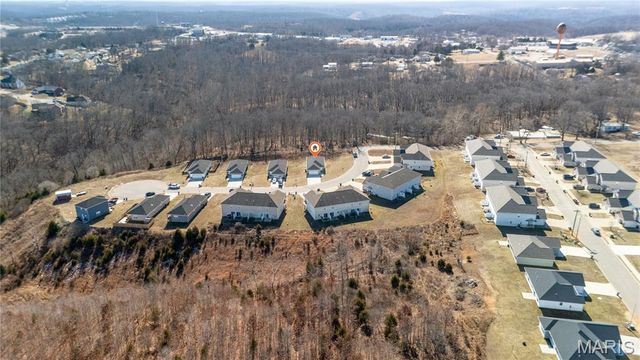 105 Daniels Court, St Robert, MO 65584