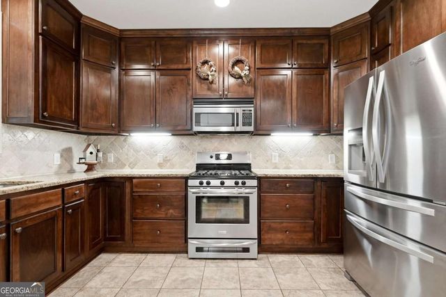 5660 Chestatee Landing Drive, Gainesville, GA 30506