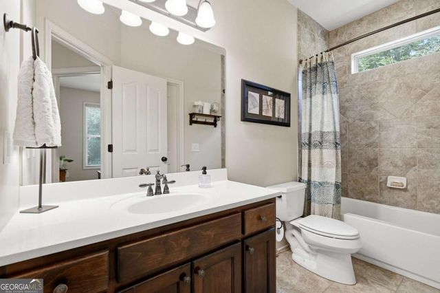 5660 Chestatee Landing Drive, Gainesville, GA 30506