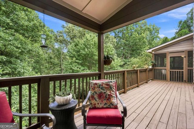 5660 Chestatee Landing Drive, Gainesville, GA 30506