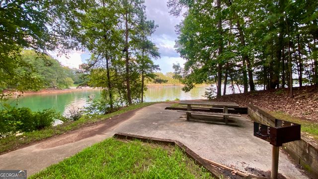 5660 Chestatee Landing Drive, Gainesville, GA 30506