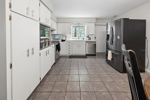 917 SW 2ND AVENUE, Trenton, FL 32693