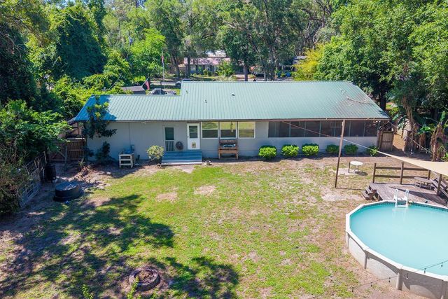 917 SW 2ND AVENUE, Trenton, FL 32693