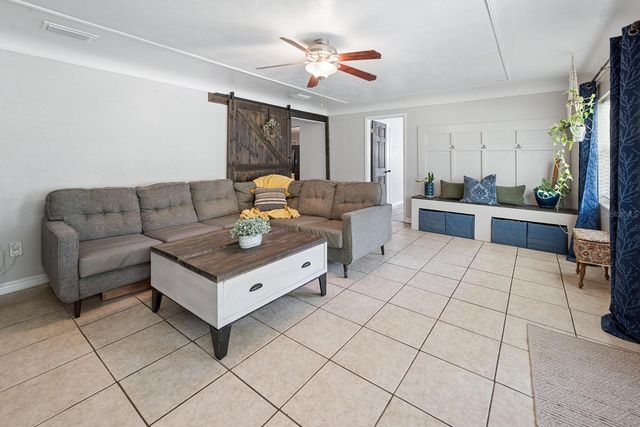917 SW 2ND AVENUE, Trenton, FL 32693
