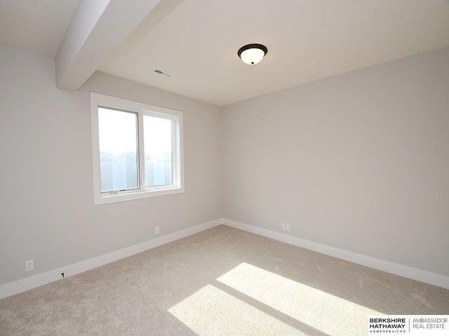 19969 Monroe Street, Omaha, NE 68135