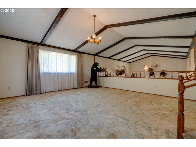 18108 Ne BALD PEAK Ln, Newberg, OR 97132