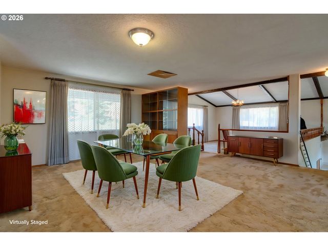 18108 Ne BALD PEAK Ln, Newberg, OR 97132