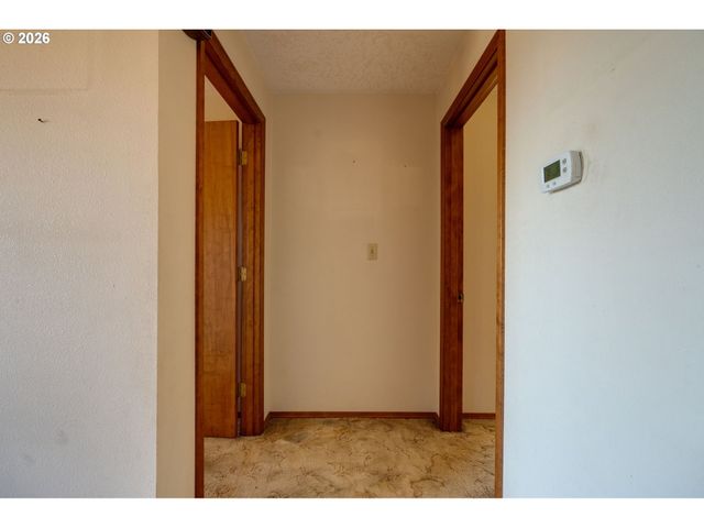 18108 Ne BALD PEAK Ln, Newberg, OR 97132