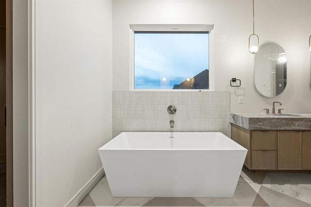 9408 Millstone Court, Edmond, OK 73034