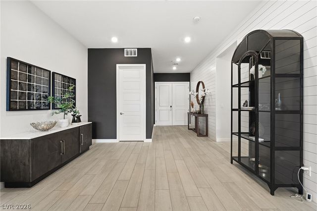 9525 West Fisher Avenue, Las Vegas, NV 89149