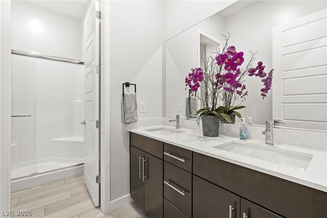 9525 West Fisher Avenue, Las Vegas, NV 89149