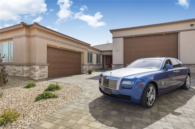 9525 West Fisher Avenue, Las Vegas, NV 89149