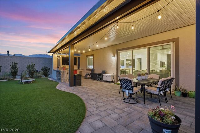 9525 West Fisher Avenue, Las Vegas, NV 89149