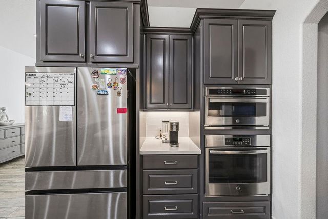 504 Montalcino LN, Georgetown, TX 78628