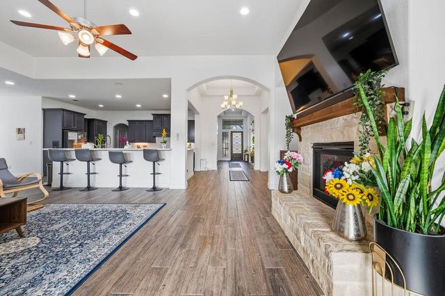504 Montalcino LN, Georgetown, TX 78628
