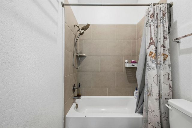 504 Montalcino LN, Georgetown, TX 78628